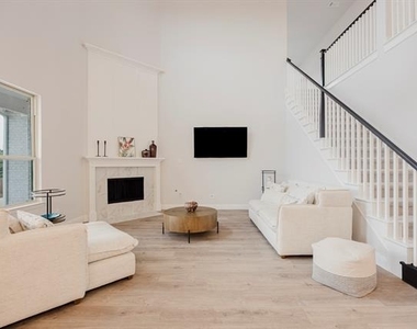 3216 Creek Meadow Drive - Photo Thumbnail 18