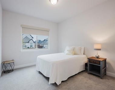 3216 Creek Meadow Drive - Photo Thumbnail 4