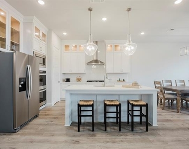 3216 Creek Meadow Drive - Photo Thumbnail 7