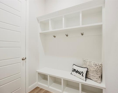 3216 Creek Meadow Drive - Photo Thumbnail 25
