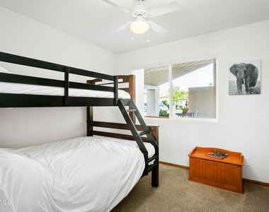 2707 E Louise Drive - Photo Thumbnail 19