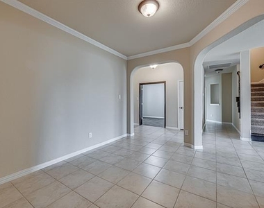 438 Brookdale Drive - Photo Thumbnail 14