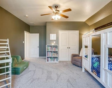 43 Crown Road - Photo Thumbnail 24