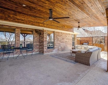 43 Crown Road - Photo Thumbnail 31