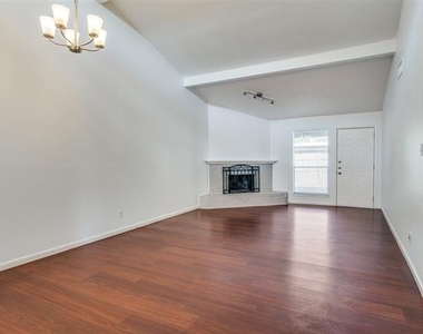 2735 Saint George Place - Photo Thumbnail 1