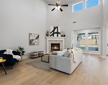 4320 Sandhills Lane - Photo Thumbnail 4