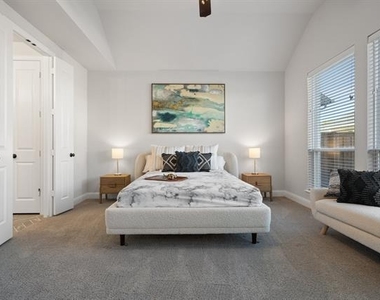 4320 Sandhills Lane - Photo Thumbnail 15