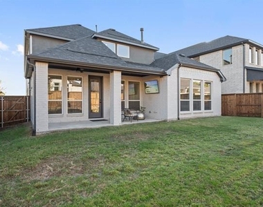 4320 Sandhills Lane - Photo Thumbnail 34