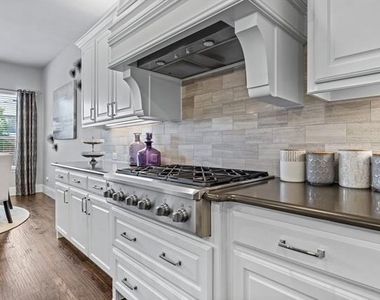 16270 Moonseed Road - Photo Thumbnail 12