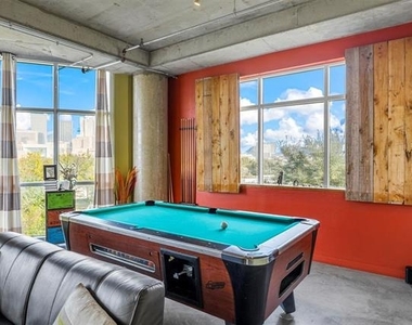 1001 Belleview Street - Photo Thumbnail 18