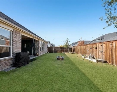2004 Huntersridge Drive - Photo Thumbnail 25