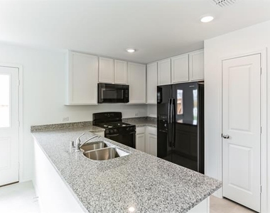 9781 Skyhawk Avenue - Photo Thumbnail 6