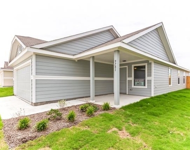 9781 Skyhawk Avenue - Photo Thumbnail 4