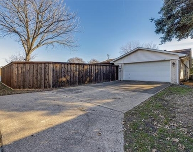 1507 Auburn Drive - Photo Thumbnail 35
