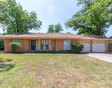 3317 Santa Monica Drive - Photo Thumbnail 1