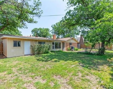 3317 Santa Monica Drive - Photo Thumbnail 27