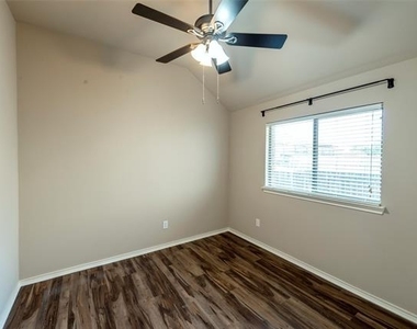 3221 Timber Ridge Trail - Photo Thumbnail 11