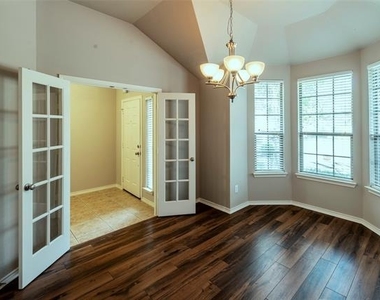 3221 Timber Ridge Trail - Photo Thumbnail 1