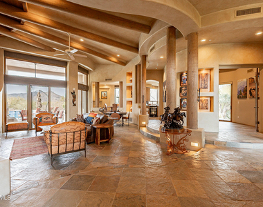 34068 N 79th Way - Photo Thumbnail 11