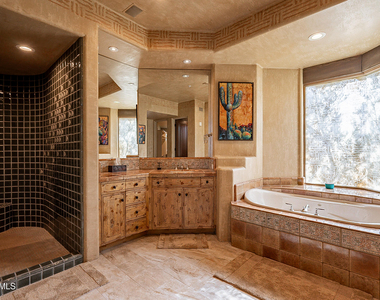 34068 N 79th Way - Photo Thumbnail 24