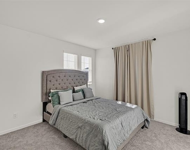8348 Hawkview Drive - Photo Thumbnail 16