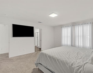 8348 Hawkview Drive - Photo Thumbnail 10