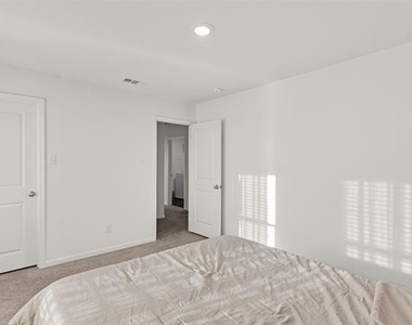 8348 Hawkview Drive - Photo Thumbnail 14