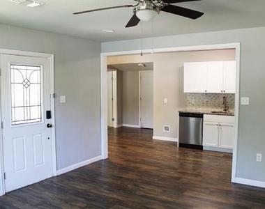 5205 Gordon Avenue - Photo Thumbnail 2