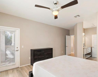 9550 E Thunderbird Road - Photo Thumbnail 9