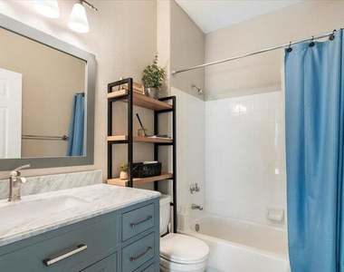 9550 E Thunderbird Road - Photo Thumbnail 13