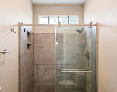 9550 E Thunderbird Road - Photo Thumbnail 11