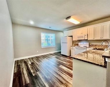 311 S Locust Street - Photo Thumbnail 8