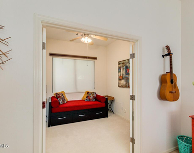 2037 W Periwinkle Way - Photo Thumbnail 5