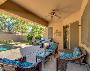 2037 W Periwinkle Way - Photo Thumbnail 37