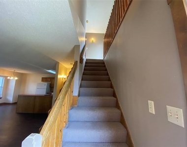 143 Private Road 1509 - Photo Thumbnail 4