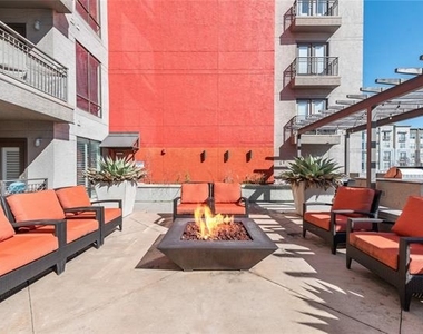 5609 Smu Boulevard - Photo Thumbnail 25