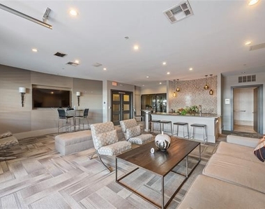 5609 Smu Boulevard - Photo Thumbnail 2