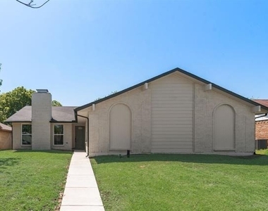 1656 Glenhill Lane - Photo Thumbnail 1