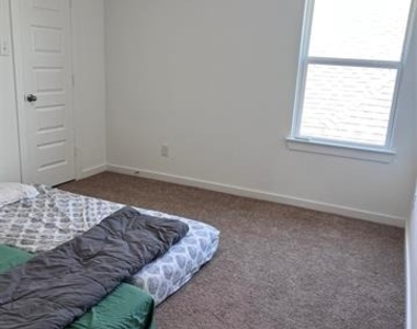 2452 Brightling Bend - Photo Thumbnail 19