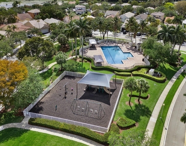 2264 Salerno Circle - Photo Thumbnail 29
