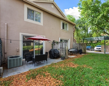 2264 Salerno Circle - Photo Thumbnail 26