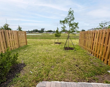 12432 Nw 23rd Court - Photo Thumbnail 25
