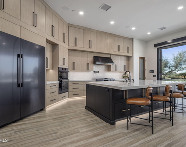 17444 N 79th Street - Photo Thumbnail 7