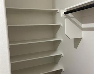 1203 Mill Place - Photo Thumbnail 11