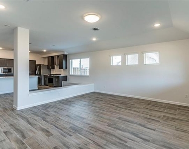 1203 Mill Place - Photo Thumbnail 2