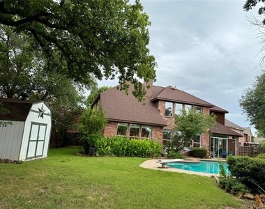 525 Abbey Court - Photo Thumbnail 26