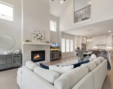 3471 Rustic Oak Drive - Photo Thumbnail 4
