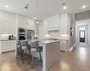 3471 Rustic Oak Drive - Photo Thumbnail 7