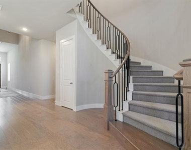 3471 Rustic Oak Drive - Photo Thumbnail 2