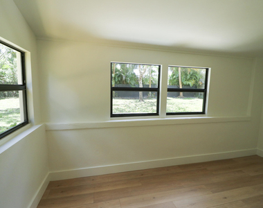 2101 Riverland Road - Photo Thumbnail 13